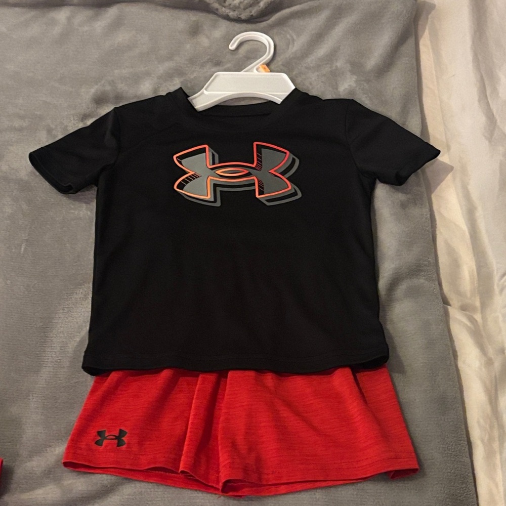 Under Armour Black Top and Red Shorts Set